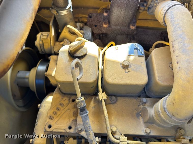 image for item EF2100 1996 Grove RT422 crane