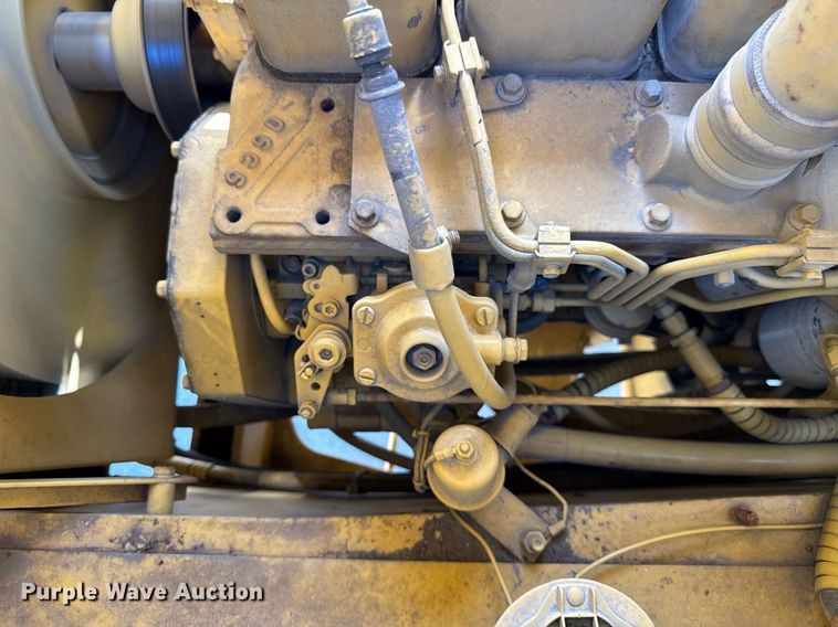 image for item EF2100 1996 Grove RT422 crane