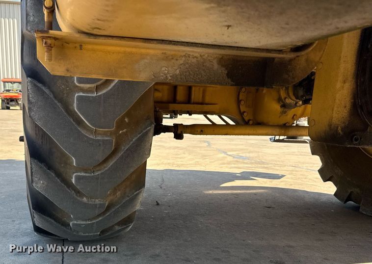 image for item EF2100 1996 Grove RT422 crane