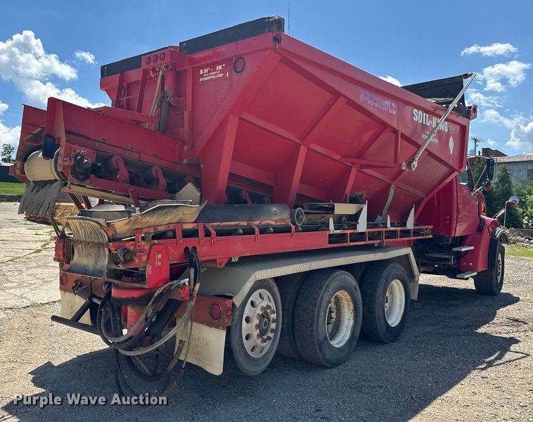 image for item EF2101 2000 Sterling LT9500 conveyor truck