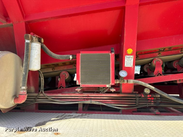 image for item EF2101 2000 Sterling LT9500 conveyor truck