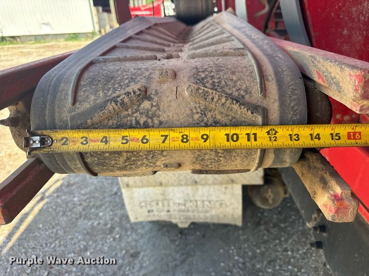 image for item EF2101 2000 Sterling LT9500 conveyor truck