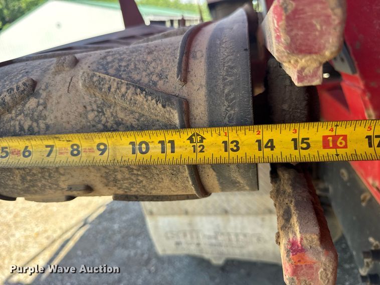 image for item EF2101 2000 Sterling LT9500 conveyor truck