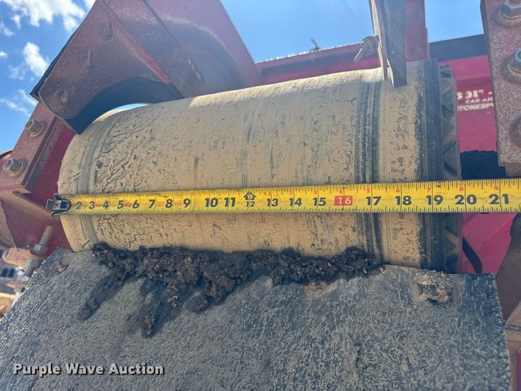 image for item EF2101 2000 Sterling LT9500 conveyor truck