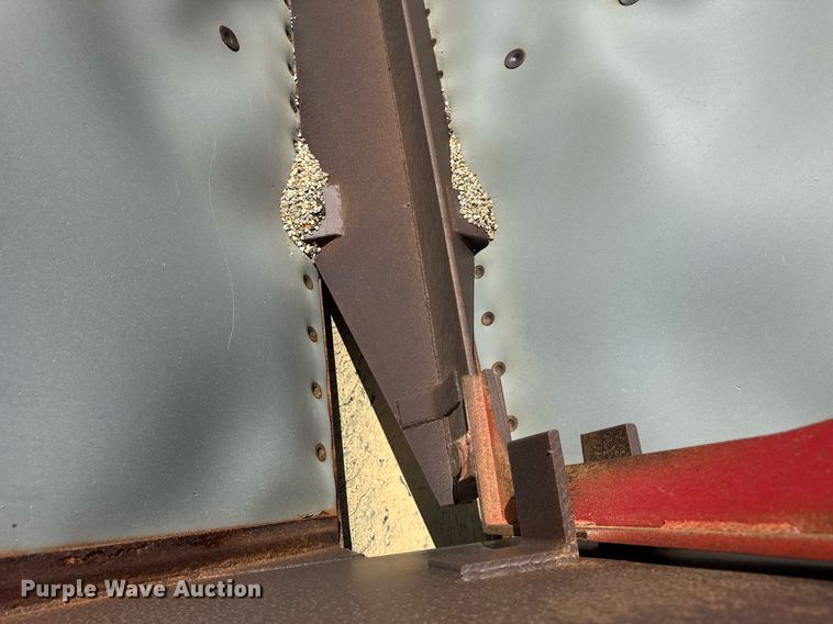 image for item EF2101 2000 Sterling LT9500 conveyor truck