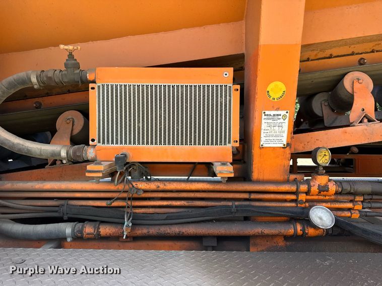 image for item EF2102 2006 Sterling L9500 conveyor truck