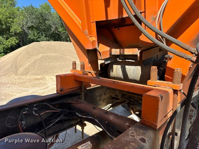 image for item EF2102 2006 Sterling L9500 conveyor truck