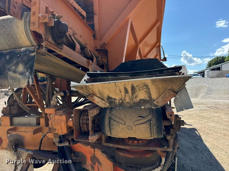 image for item EF2102 2006 Sterling L9500 conveyor truck