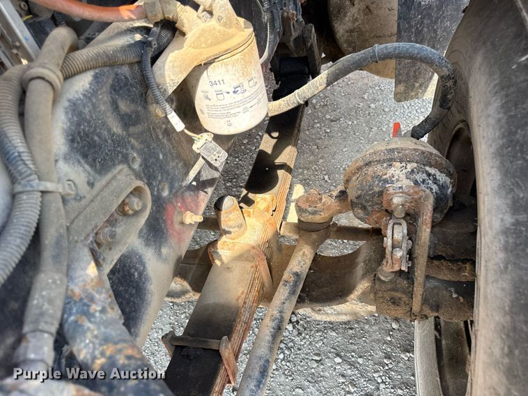 image for item EF2102 2006 Sterling L9500 conveyor truck