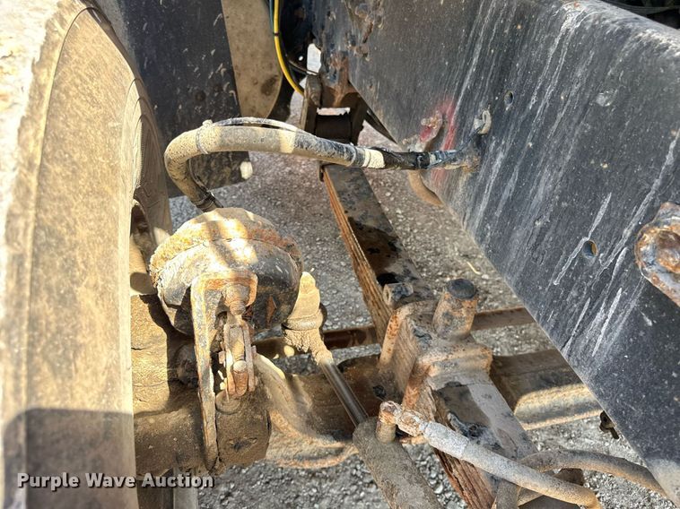 image for item EF2102 2006 Sterling L9500 conveyor truck