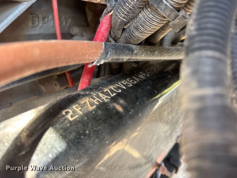 image for item EF2102 2006 Sterling L9500 conveyor truck