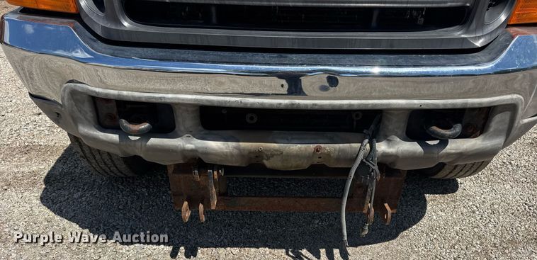 image for item EF2103 2001 Ford F550 dump truck