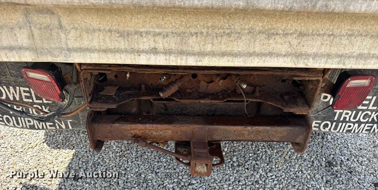 image for item EF2103 2001 Ford F550 dump truck