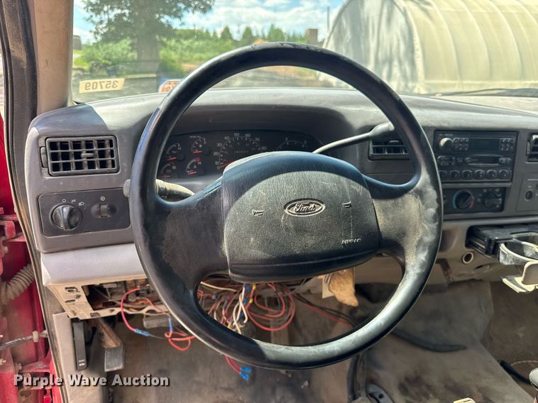 image for item EF2103 2001 Ford F550 dump truck