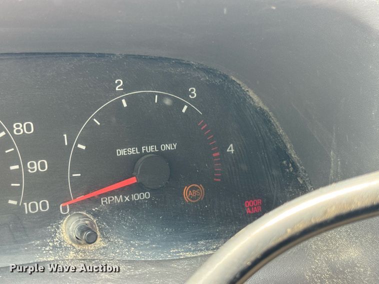 image for item EF2103 2001 Ford F550 dump truck