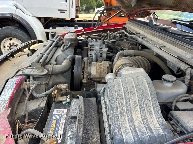 image for item EF2103 2001 Ford F550 dump truck