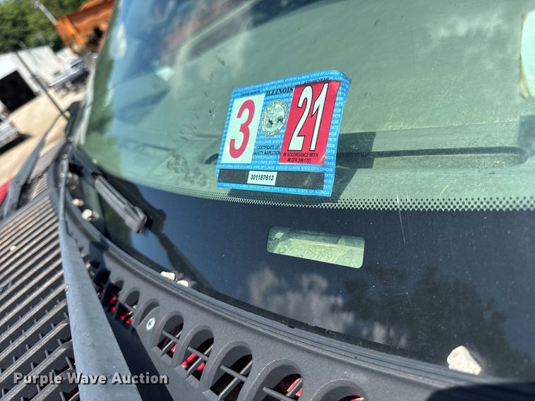 image for item EF2103 2001 Ford F550 dump truck