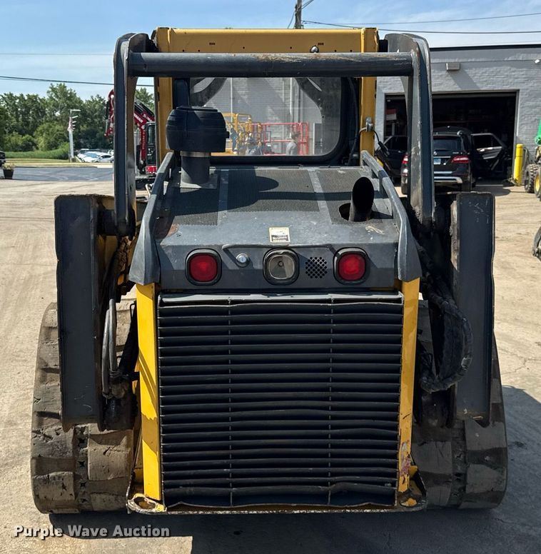 image for item EF2104 2013 John Deere 323DT tracked skid steer loader
