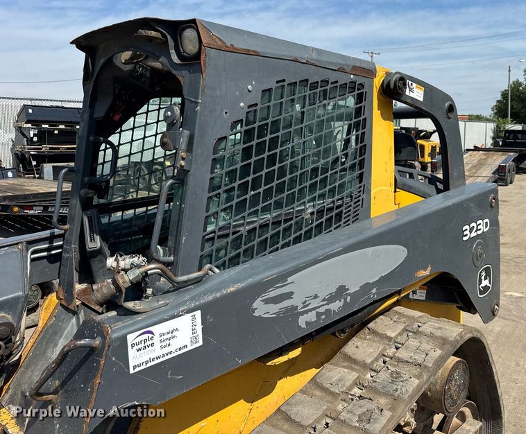 image for item EF2104 2013 John Deere 323DT tracked skid steer loader