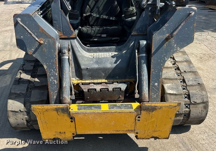 image for item EF2104 2013 John Deere 323DT tracked skid steer loader