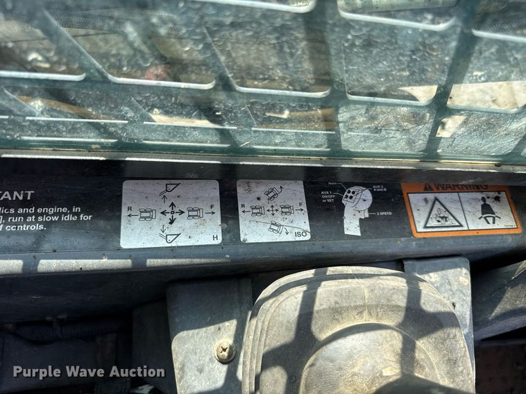 image for item EF2104 2013 John Deere 323DT tracked skid steer loader