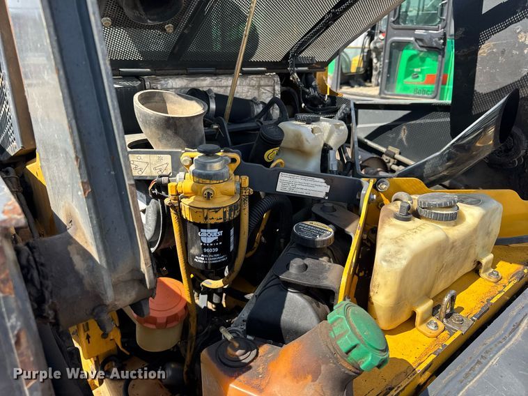 image for item EF2104 2013 John Deere 323DT tracked skid steer loader