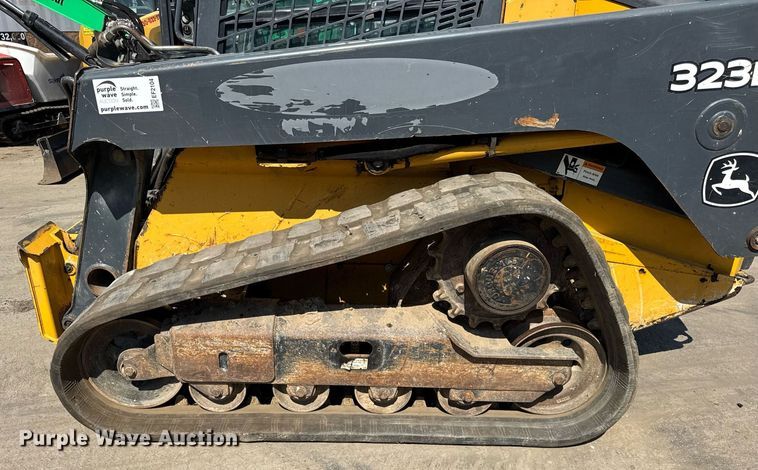 image for item EF2104 2013 John Deere 323DT tracked skid steer loader