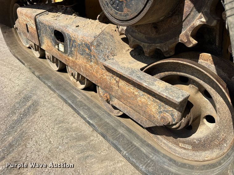 image for item EF2104 2013 John Deere 323DT tracked skid steer loader