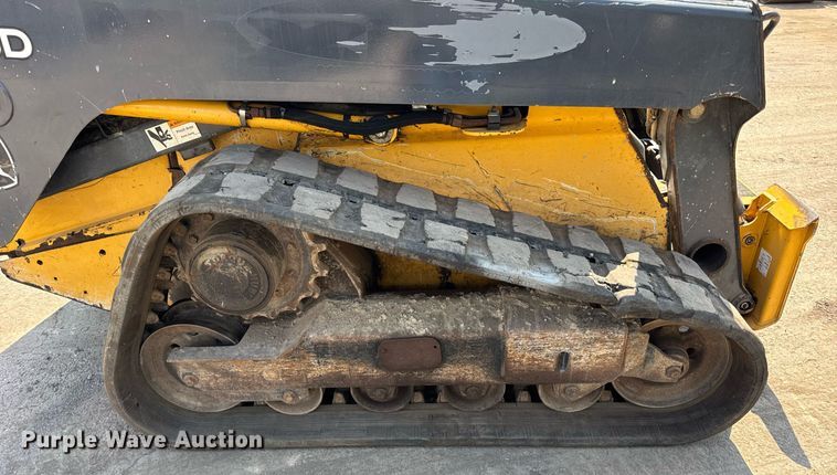 image for item EF2104 2013 John Deere 323DT tracked skid steer loader