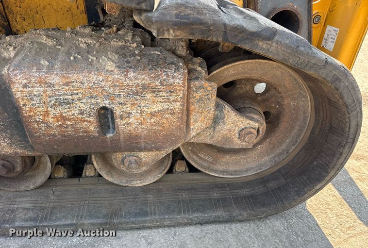 image for item EF2104 2013 John Deere 323DT tracked skid steer loader