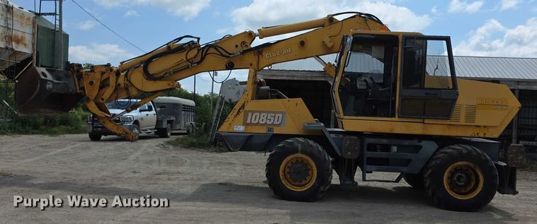 image for item EF3631 2004 Badger 1085D Cruz-Air  wheeled excavator
