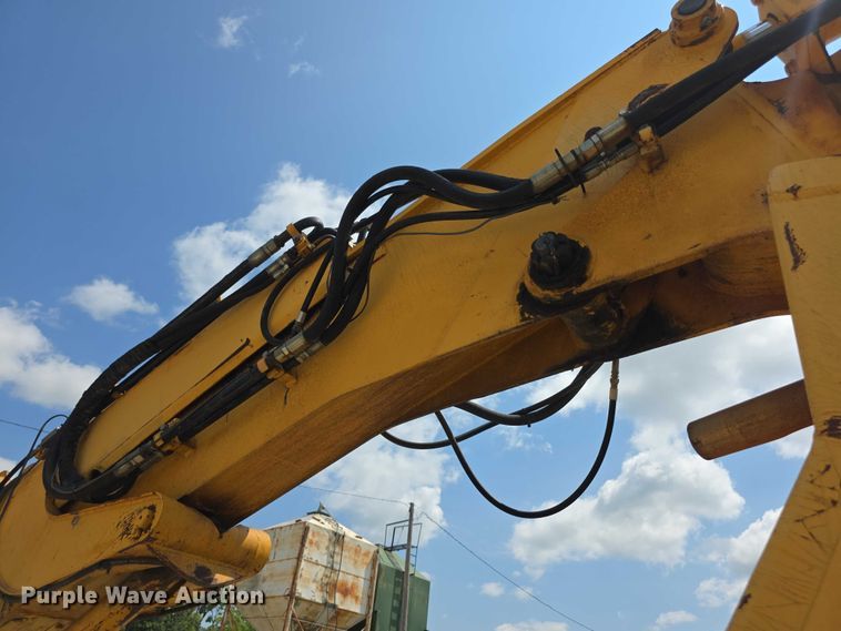 image for item EF3631 2004 Badger 1085D Cruz-Air  wheeled excavator