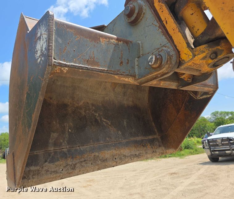 image for item EF3631 2004 Badger 1085D Cruz-Air  wheeled excavator