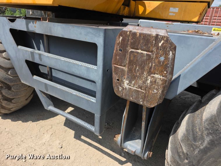 image for item EF3631 2004 Badger 1085D Cruz-Air  wheeled excavator