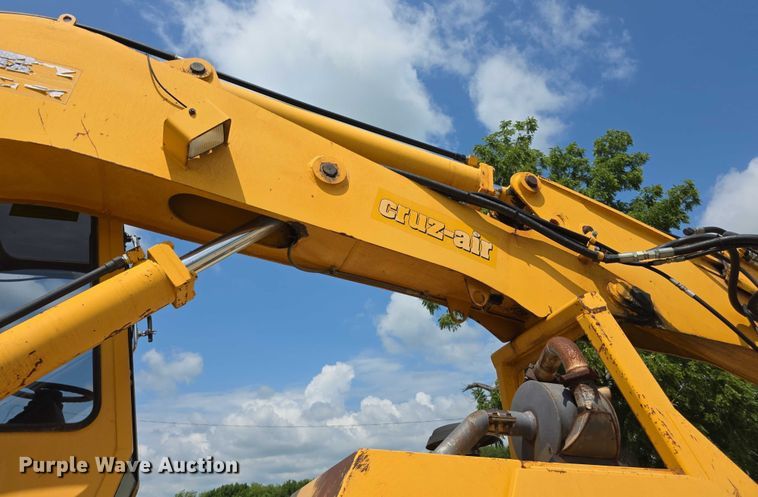 image for item EF3631 2004 Badger 1085D Cruz-Air  wheeled excavator