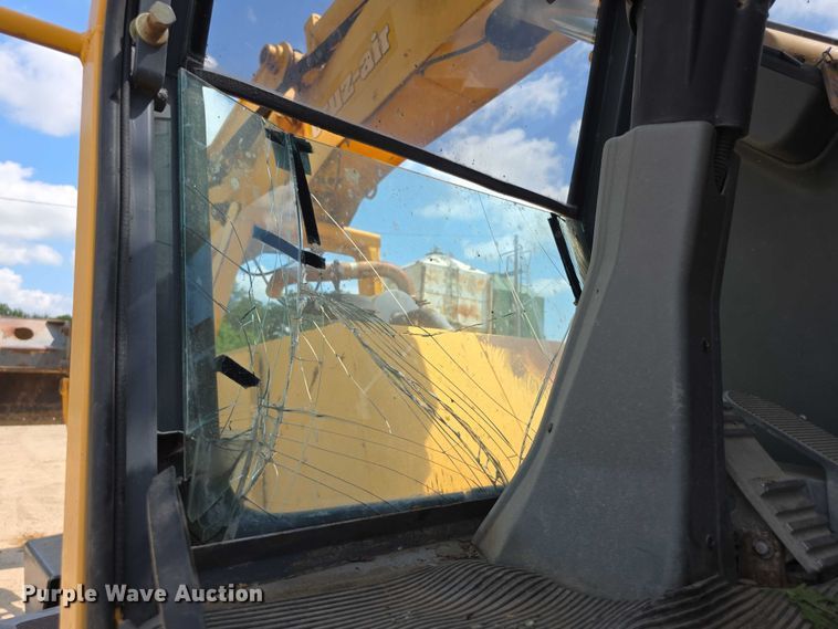 image for item EF3631 2004 Badger 1085D Cruz-Air  wheeled excavator