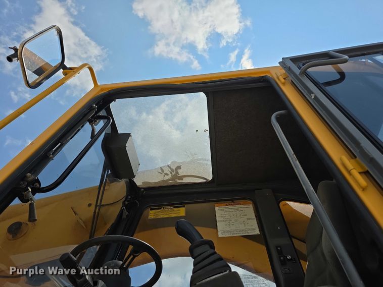 image for item EF3631 2004 Badger 1085D Cruz-Air  wheeled excavator