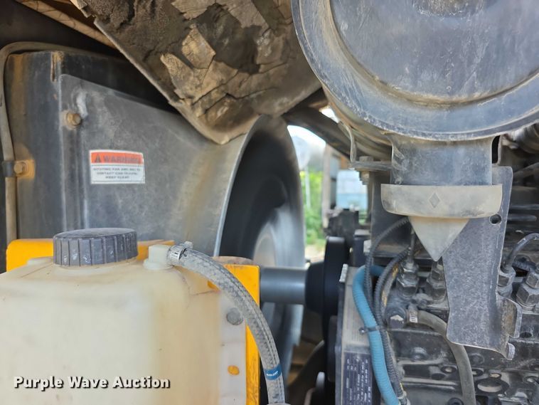 image for item EF3631 2004 Badger 1085D Cruz-Air  wheeled excavator