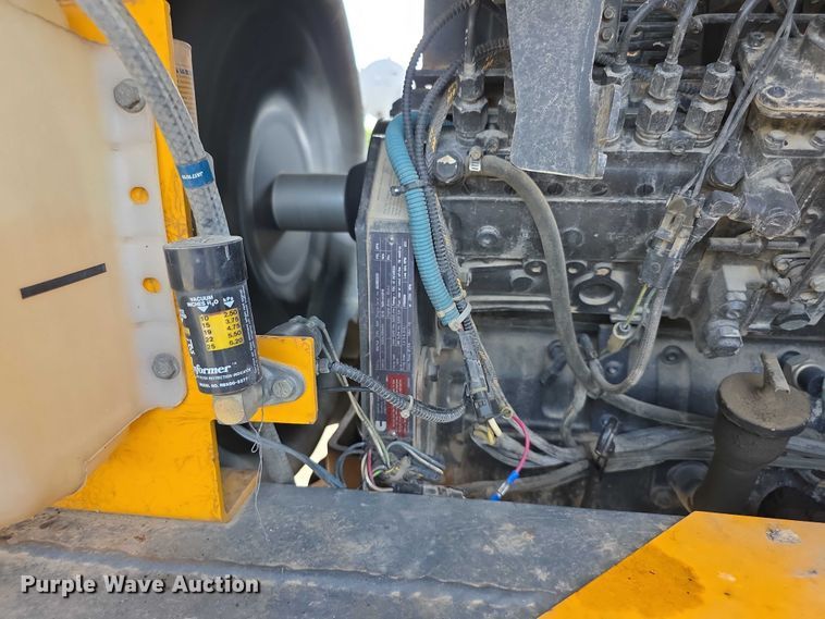 image for item EF3631 2004 Badger 1085D Cruz-Air  wheeled excavator