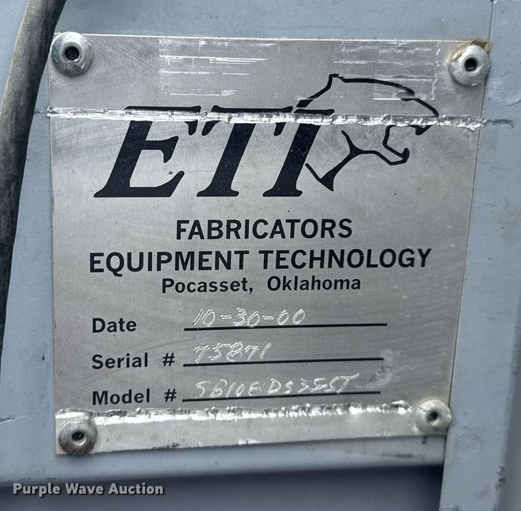 image for item EG5904 2000 Ford F350 Super Duty bucket truck