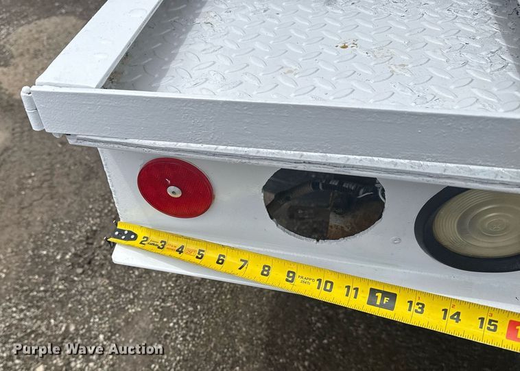 image for item EG5904 2000 Ford F350 Super Duty bucket truck