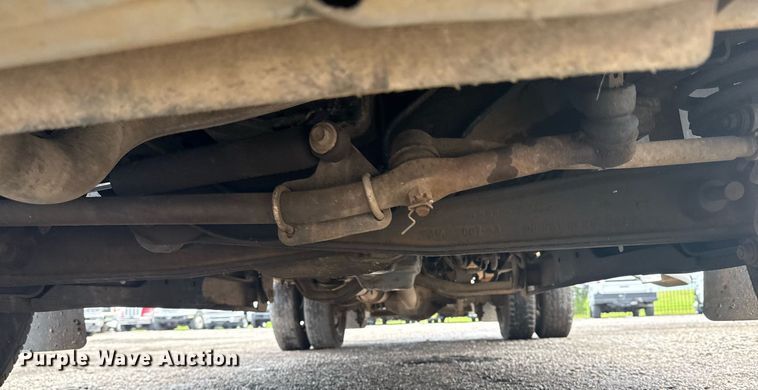 image for item EG5904 2000 Ford F350 Super Duty bucket truck