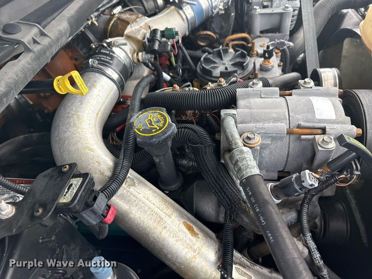 image for item EG5904 2000 Ford F350 Super Duty bucket truck