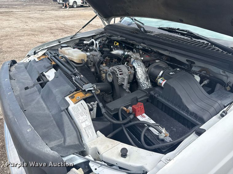 image for item EG5904 2000 Ford F350 Super Duty bucket truck