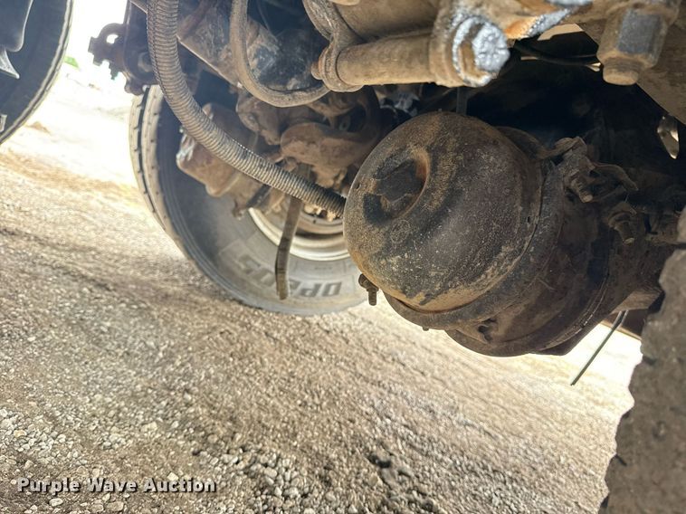 image for item EG5925 1996 Peterbilt 378 dump truck