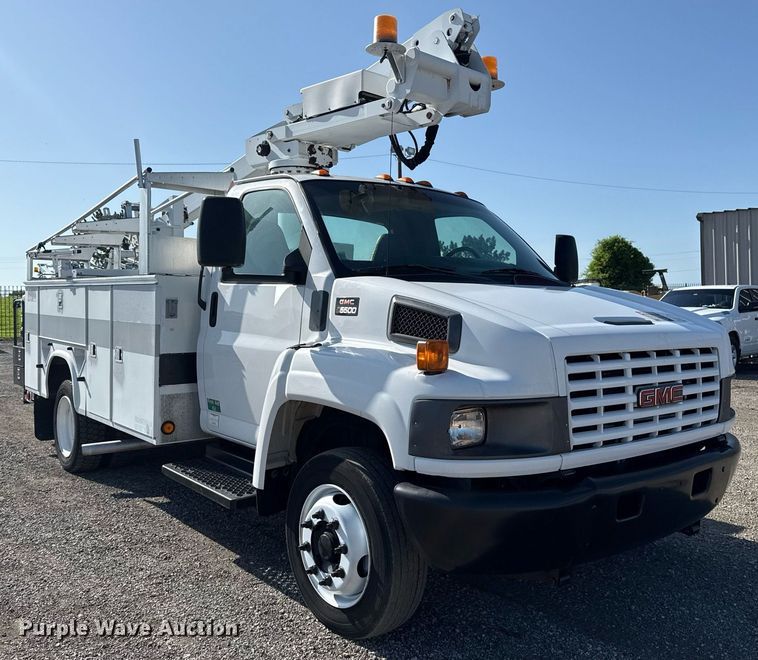 CAMIóN CON CANASTILLA 2005 GMC ALTEC