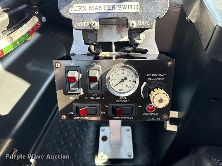 image for item EG5945 2005 GMC C5500 bucket truck