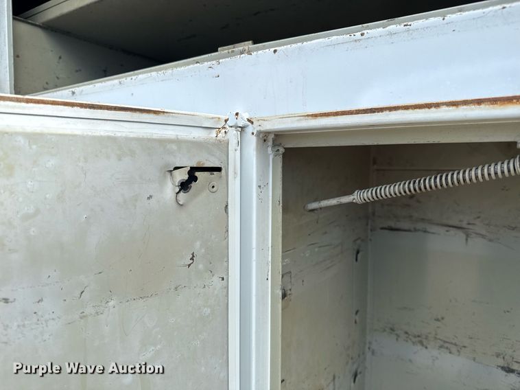 image for item EG5957 2009 Ford F750 Super Duty Crew Cab utility / service truck