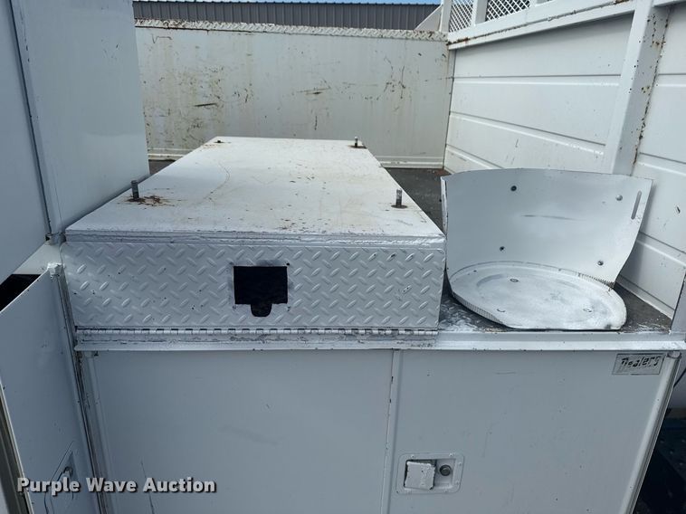 image for item EG5957 2009 Ford F750 Super Duty Crew Cab utility / service truck