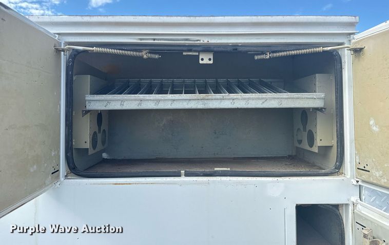 image for item EG5957 2009 Ford F750 Super Duty Crew Cab utility / service truck